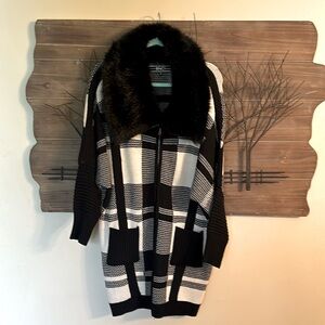 Long zip up fur collar blanc noir M